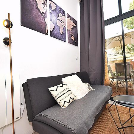 Hyper Centre Valenciennes - Wifi - Terrasse - Tramway - Lerelaisdodile2 Apartment Exterior photo