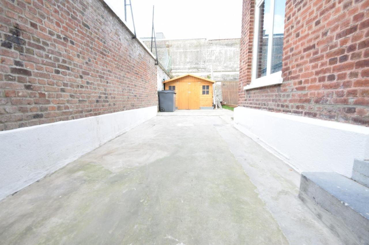 Hyper Centre Valenciennes - Wifi - Terrasse - Tramway - Lerelaisdodile2 Apartment Exterior photo